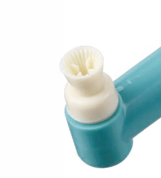 Latch Type Brush - Flat - White (144 ct)